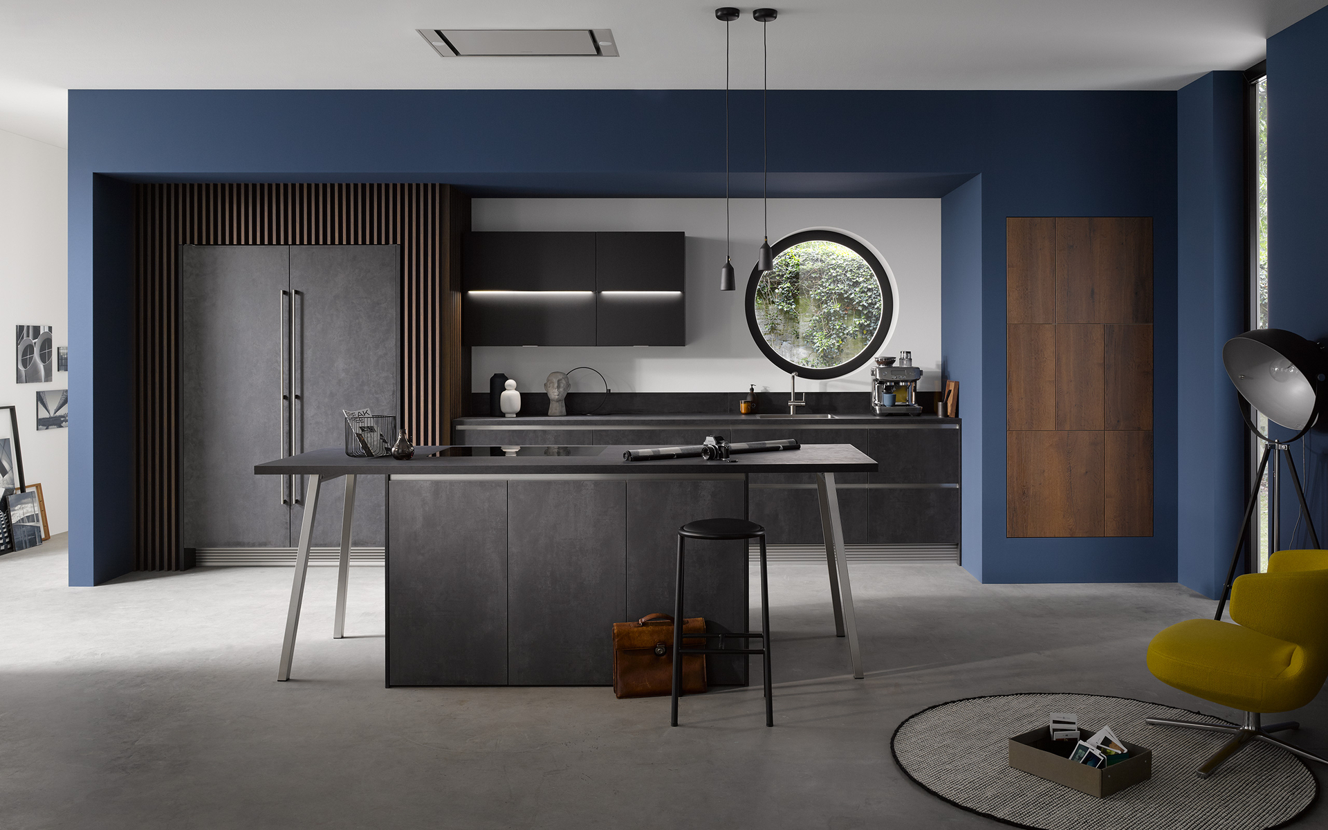 AI - Comet GL calcestruzzo spatolato nero | Toronto rovere antico cognac AI comet gl calcestruzzo spatolato nero toronto rovere antico cognac 2